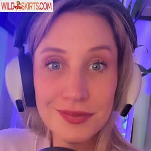 Maude Garrett / geekbomb / maudegarrett nude Patreon, Instagram leaked photo #19