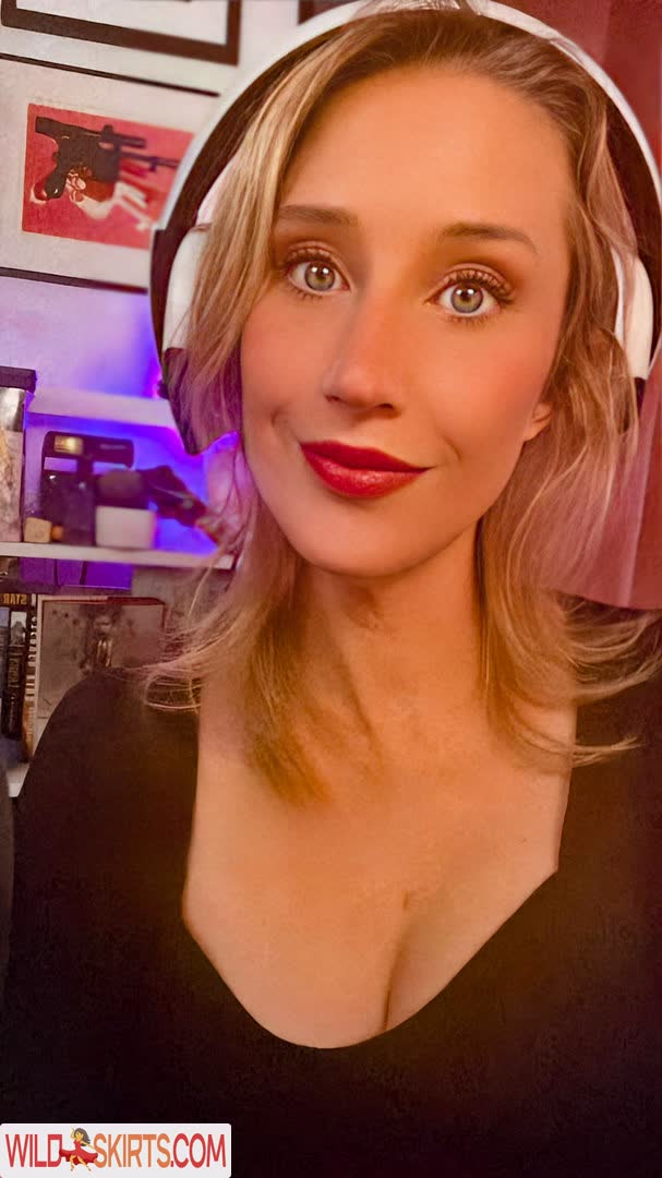 Maude Garrett / geekbomb / maudegarrett nude Patreon, Instagram leaked photo #7