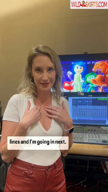 Maude Garrett / geekbomb / maudegarrett nude Instagram leaked photo #75