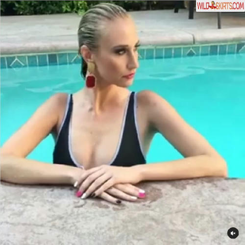 Maude Garrett / geekbomb / maudegarrett nude Instagram leaked photo #52