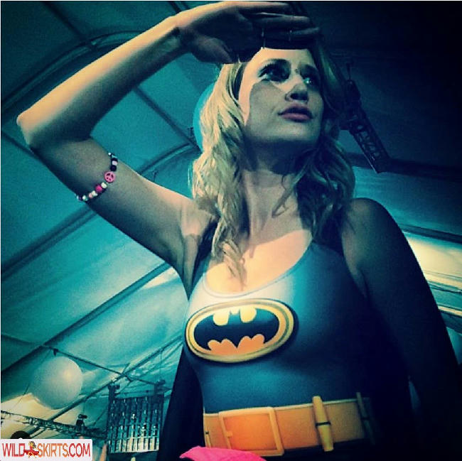 Maude Garrett / geekbomb / maudegarrett nude Instagram leaked photo #210