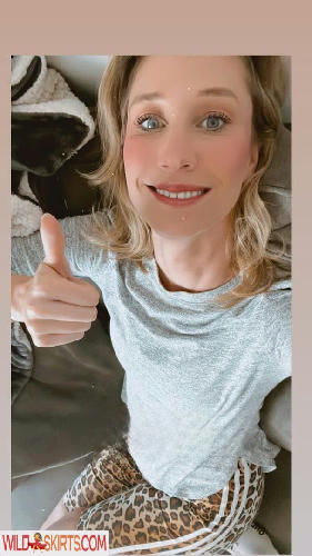 Maude Garrett / geekbomb / maudegarrett nude Instagram leaked photo #24