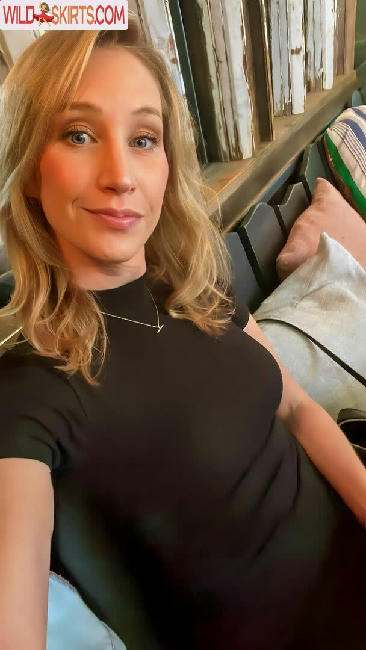 Maude Garrett / geekbomb / maudegarrett nude Instagram leaked photo #134