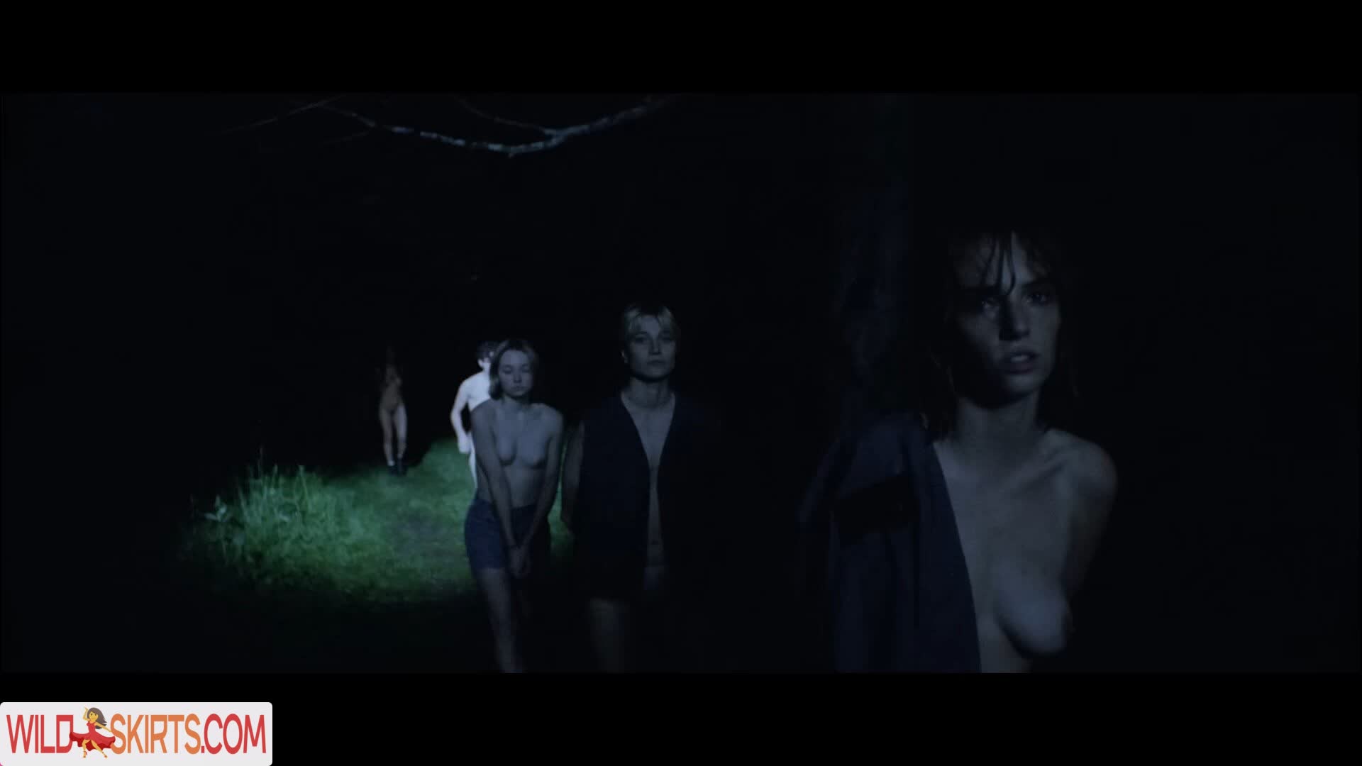 Maya Hawke nude leaked photo #43