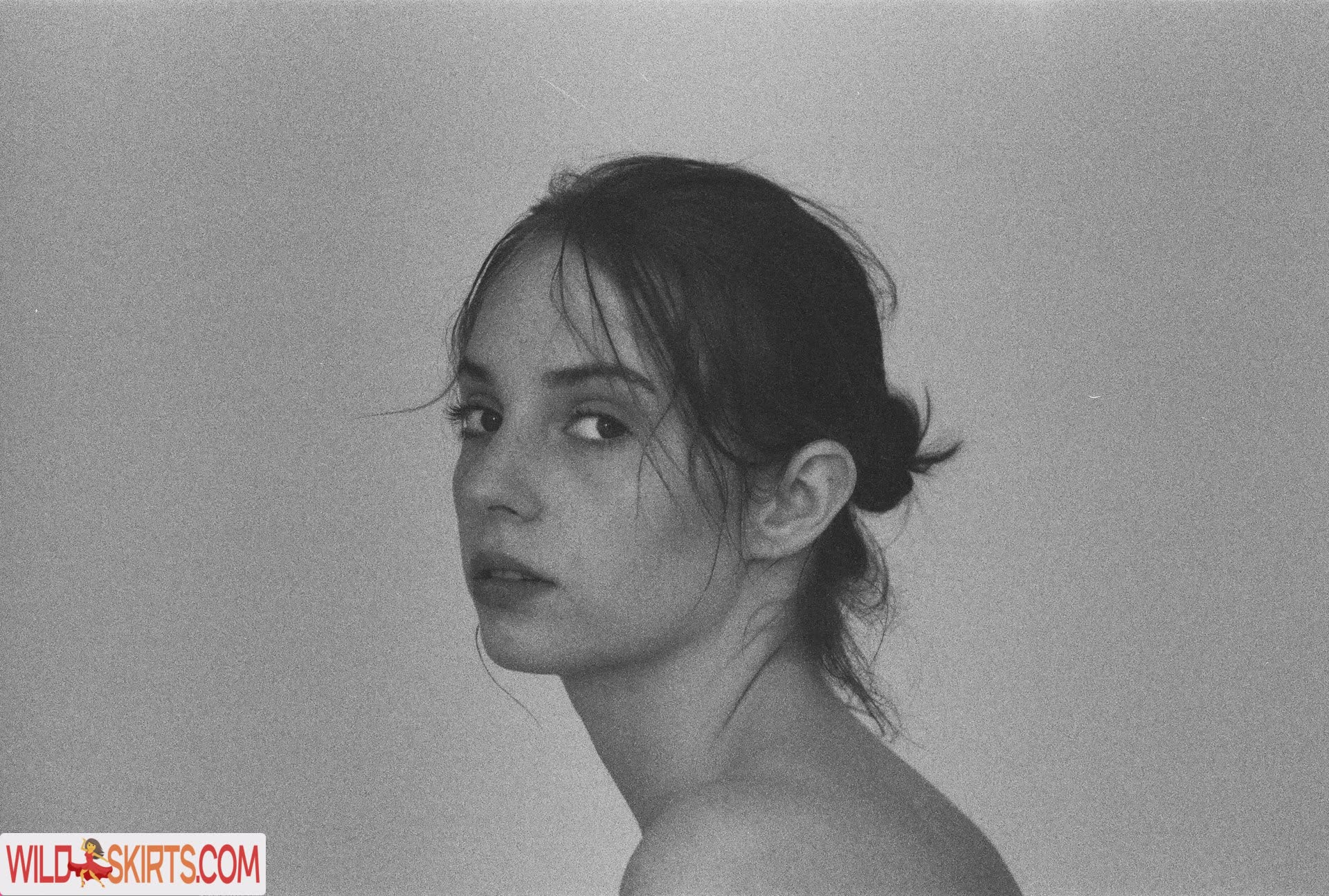 Maya Hawke nude leaked photo #13