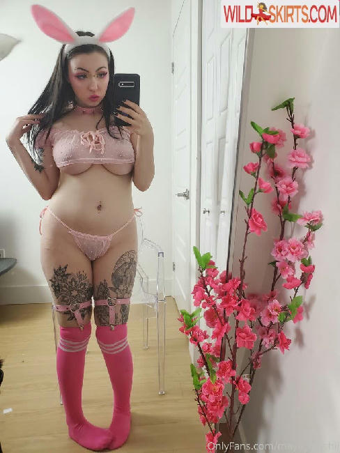 maya_mochii / gothgfmaya / maya_mochii / mochii111 nude OnlyFans, Instagram leaked photo #252