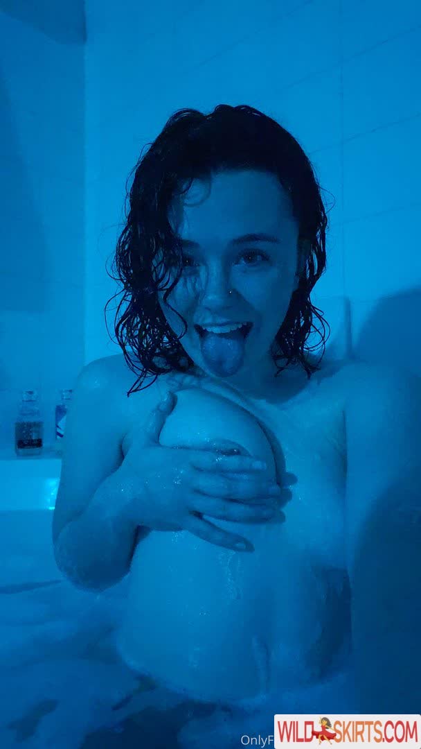 Medlynwithlilith nude leaked photo #27