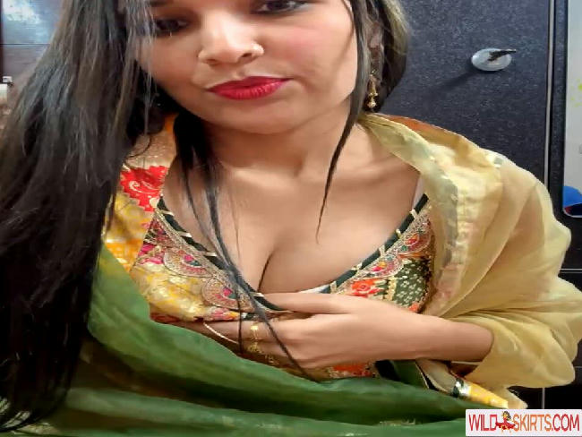 Meenakashi / meenakshichaudhary006 / your_saniya01 nude Instagram leaked photo #3