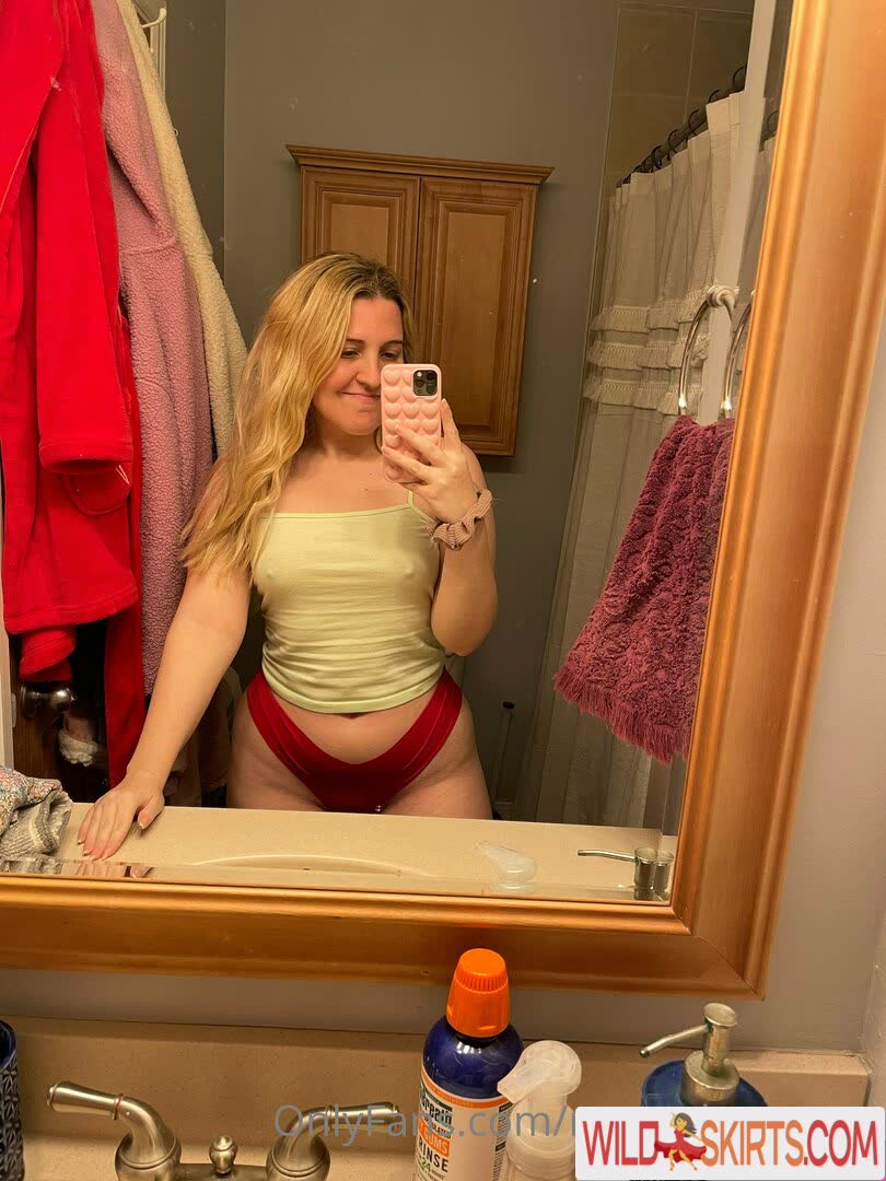 Meggybunnyvip nude leaked photo #24