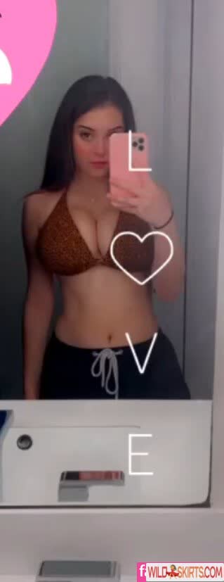 Melissa Aguilar / meli_aguilar / valeriaaguilar9 nude OnlyFans, Instagram leaked photo #3