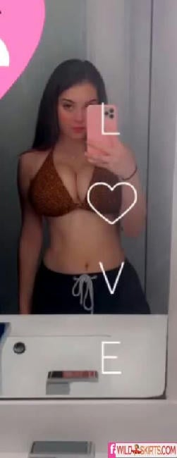 Melissa Aguilar / meli_aguilar / valeriaaguilar9 nude OnlyFans, Instagram leaked photo #6