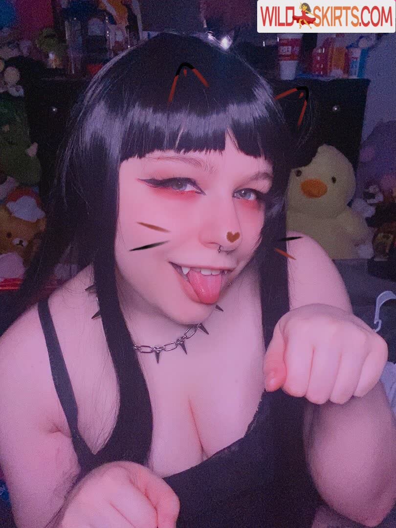 Meowmyks nude leaked photo #2