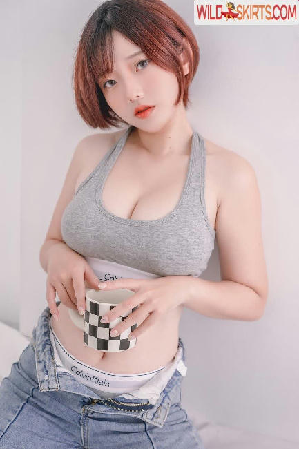 Messie Huang / Messie 黄 Cosplay / messiecosplay nude Instagram leaked photo #55