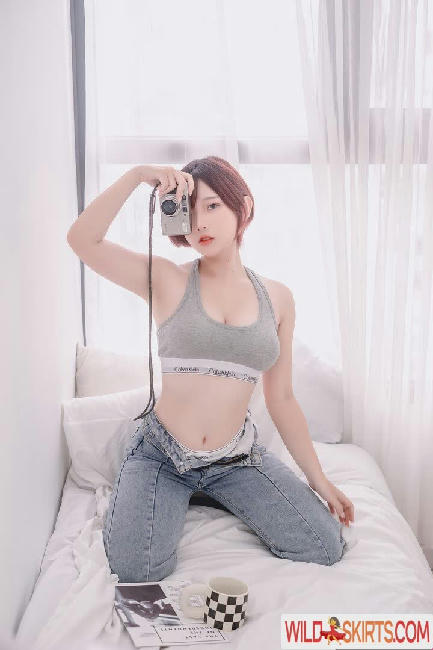 Messie Huang / Messie 黄 Cosplay / messiecosplay nude Instagram leaked photo #16