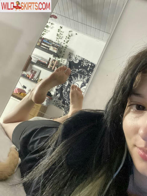 Mia Gamer / Bella Feet / miagamerr_ / miaxmln nude OnlyFans, Instagram leaked photo #13