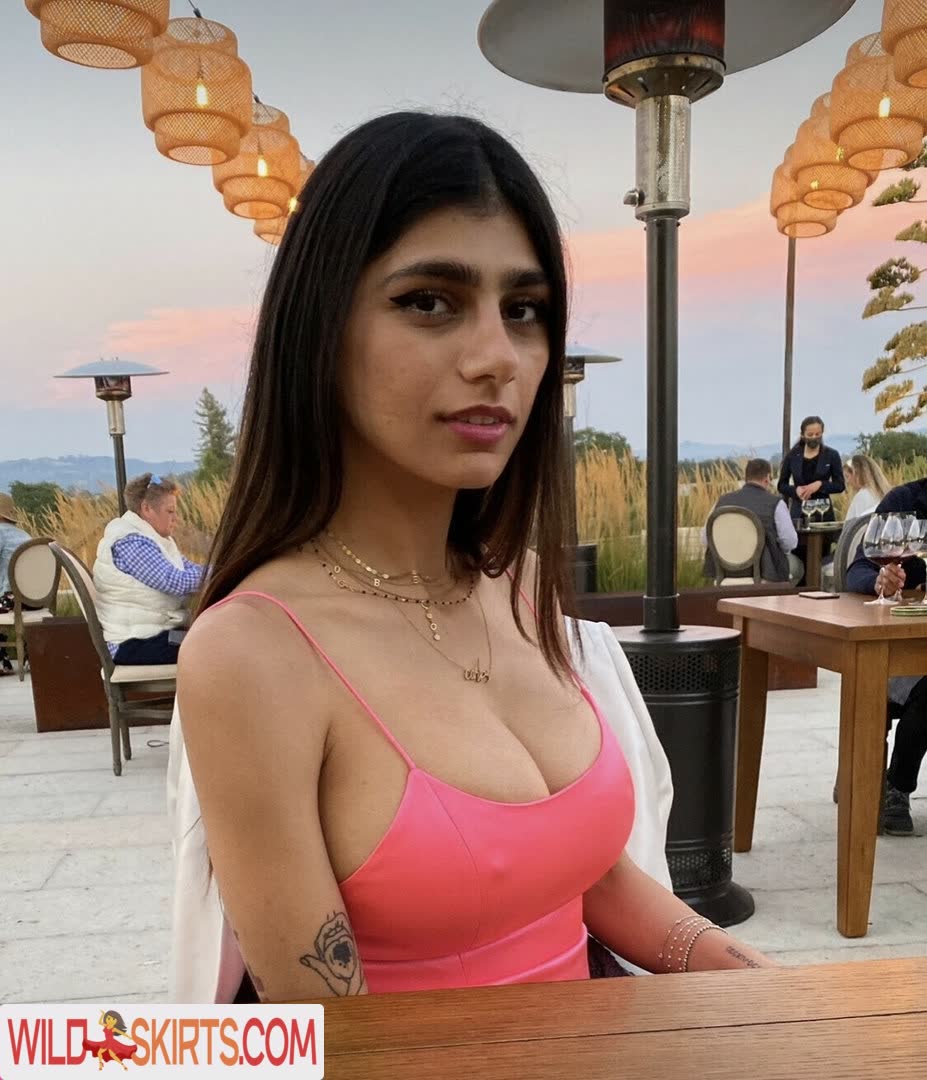 Mia Khalifa nude leaked photo #212