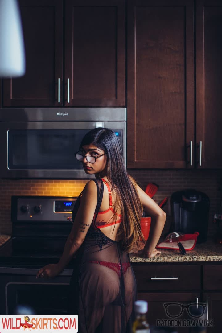 Mia Khalifa nude leaked photo #473