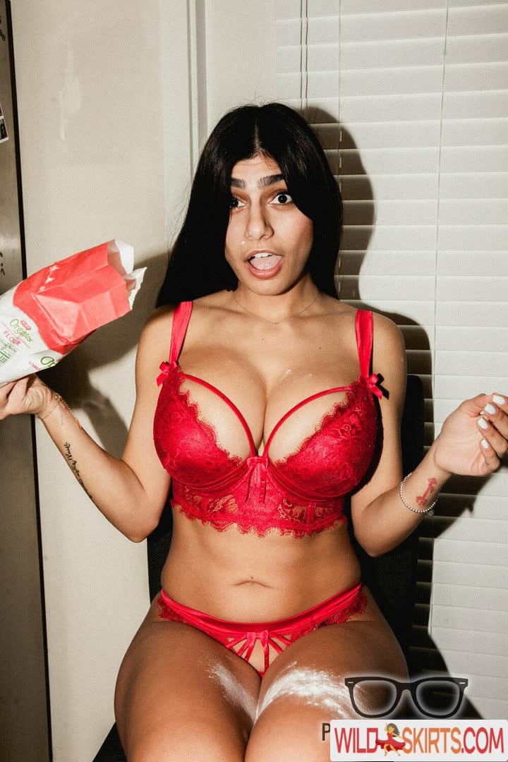 Mia Khalifa / miak / miakhalifa nude OnlyFans, Patreon, Instagram leaked photo #11