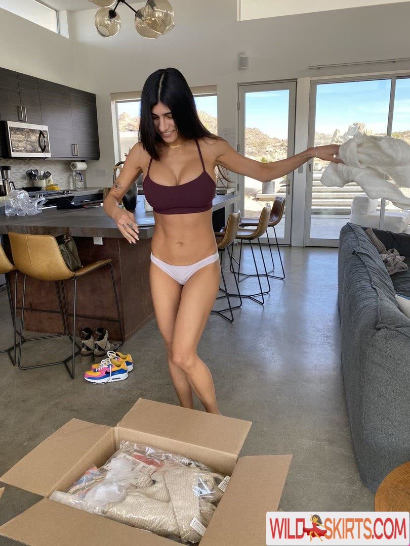 Mia Khalifa / miak / miakhalifa nude OnlyFans, Patreon, Instagram leaked photo #19