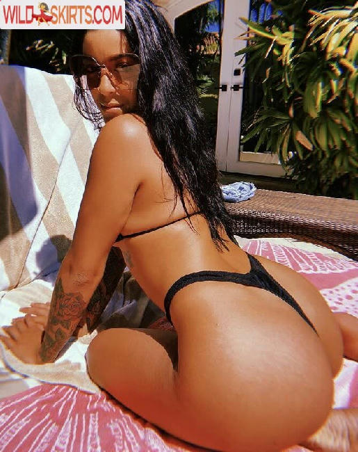 Mia Martinez / mia_latinaa / miazmartinez nude OnlyFans, Instagram leaked photo #12