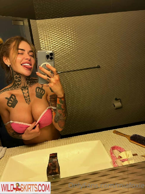 miafoxie / mia_foxybae / miafoxie / miafoxie_ / miagabriellepage nude OnlyFans, Instagram leaked photo #18