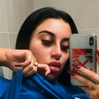 Mikaela Testa avatar