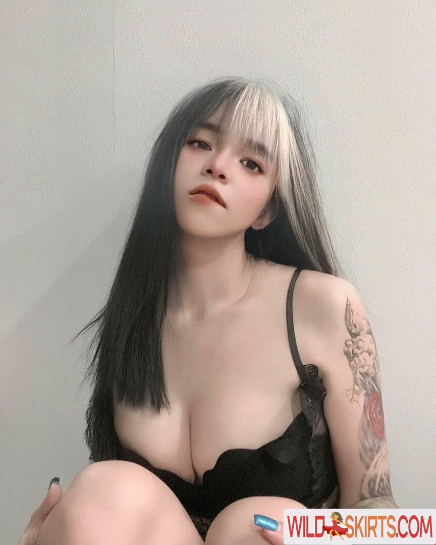 mikoqiqi_ / mikoqiqi_ / mikoqqii / miqibabyvip nude OnlyFans, Instagram leaked photo #2