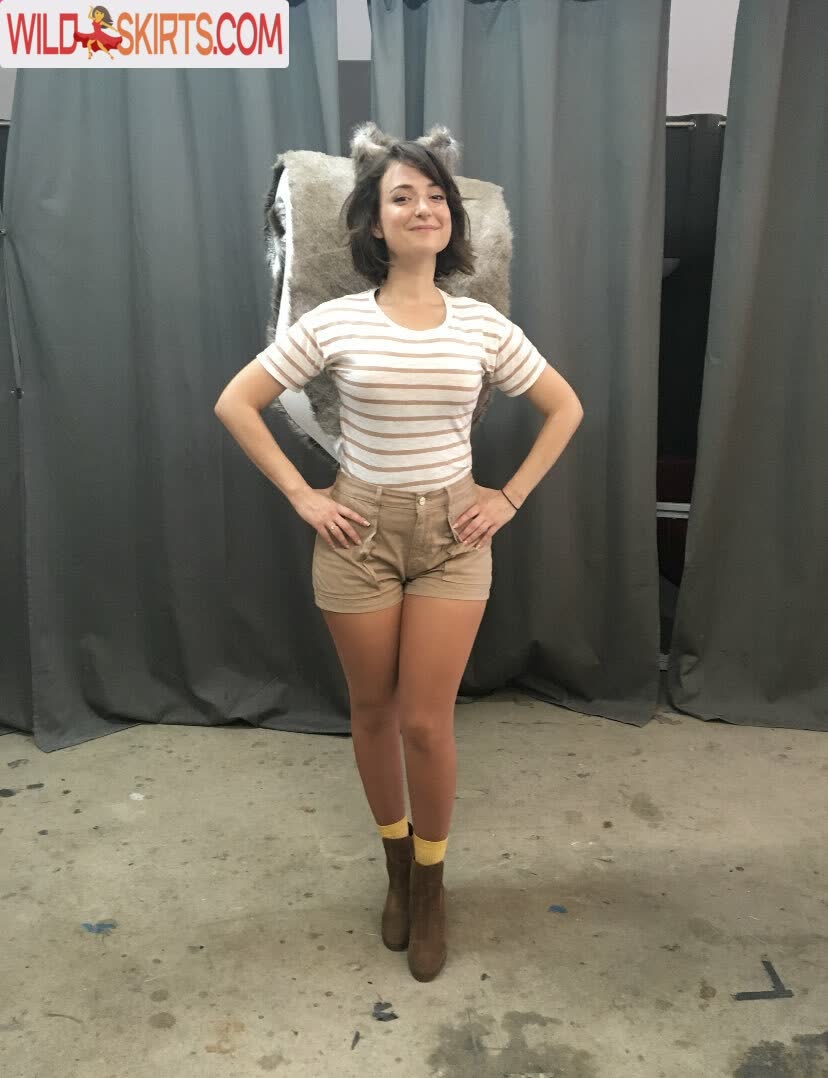 Milana Vayntrub / AT&amp;T Girl / mintmilana nude Instagram leaked photo #21