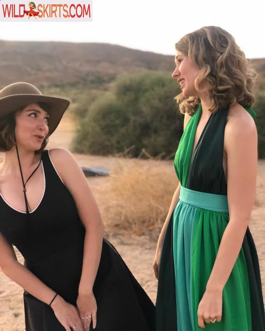 Milana Vayntrub / AT&amp;T Girl / mintmilana nude Instagram leaked photo #10