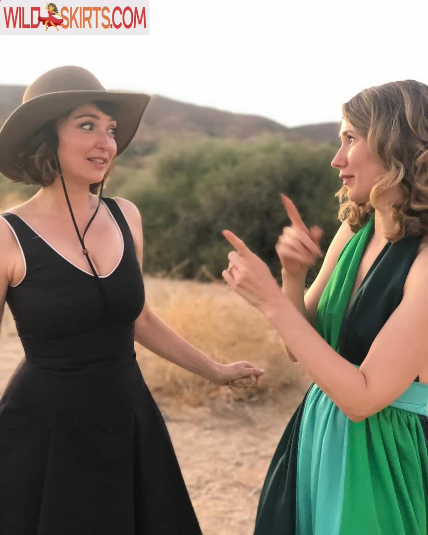 Milana Vayntrub / AT&amp;T Girl / mintmilana nude Instagram leaked photo #9