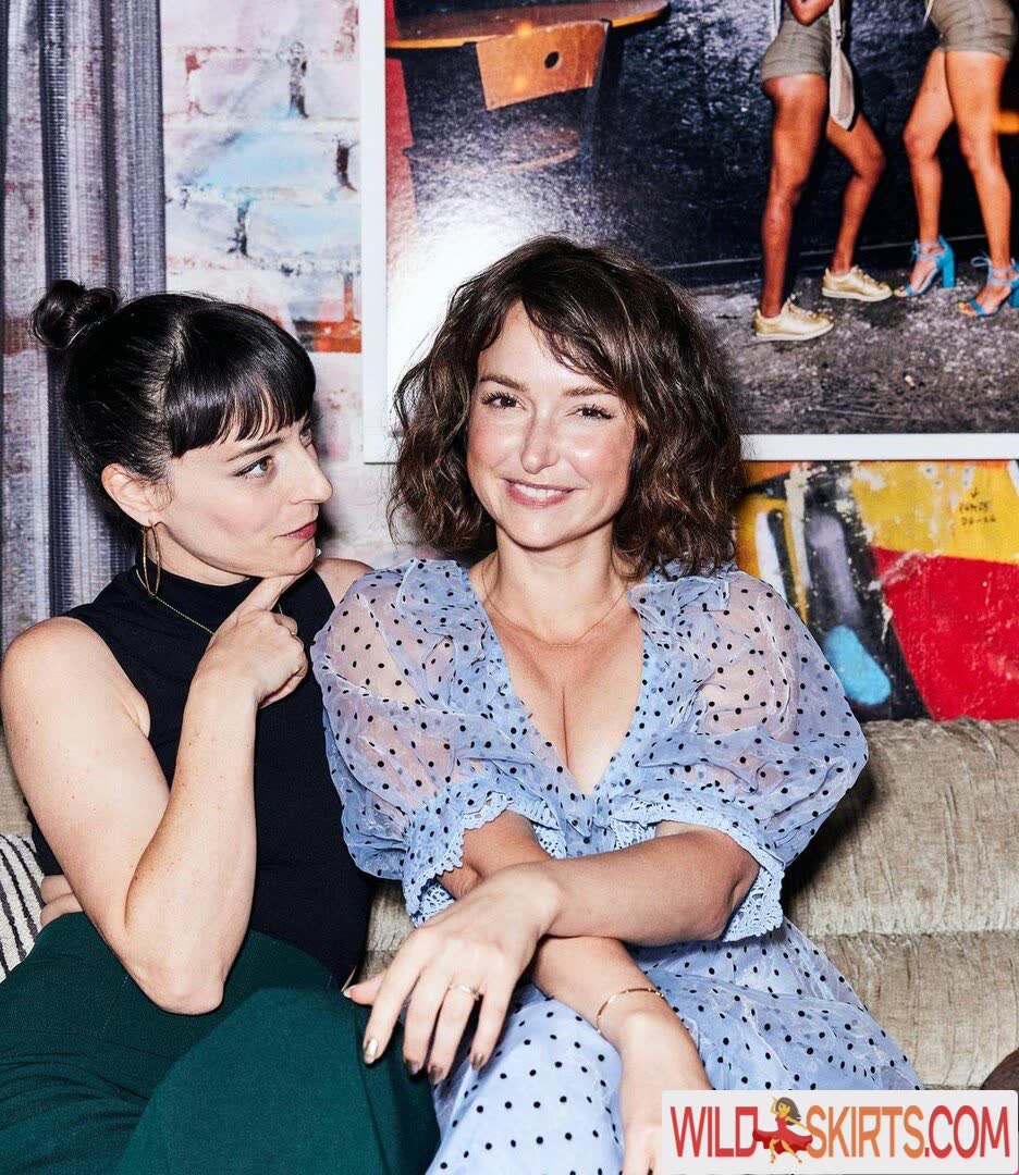 Milana Vayntrub / AT&amp;T Girl / mintmilana nude Instagram leaked photo #15