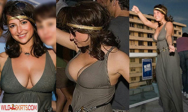 Milana Vayntrub / AT&amp;T Girl / mintmilana nude Instagram leaked photo #247