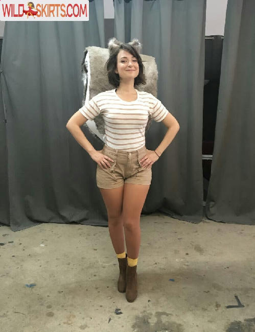 Milana Vayntrub / AT&amp;T Girl / mintmilana nude Instagram leaked photo #244