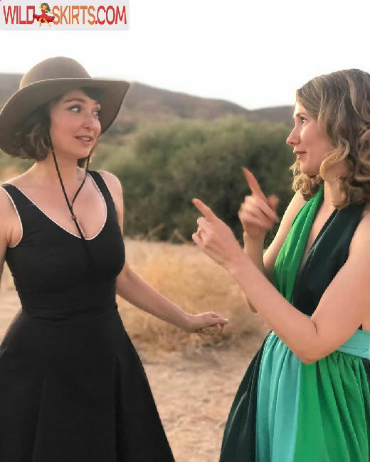 Milana Vayntrub / AT&amp;T Girl / mintmilana nude Instagram leaked photo #328