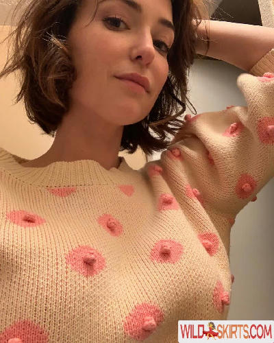 Milana Vayntrub / AT&amp;T Girl / mintmilana nude Instagram leaked photo #75