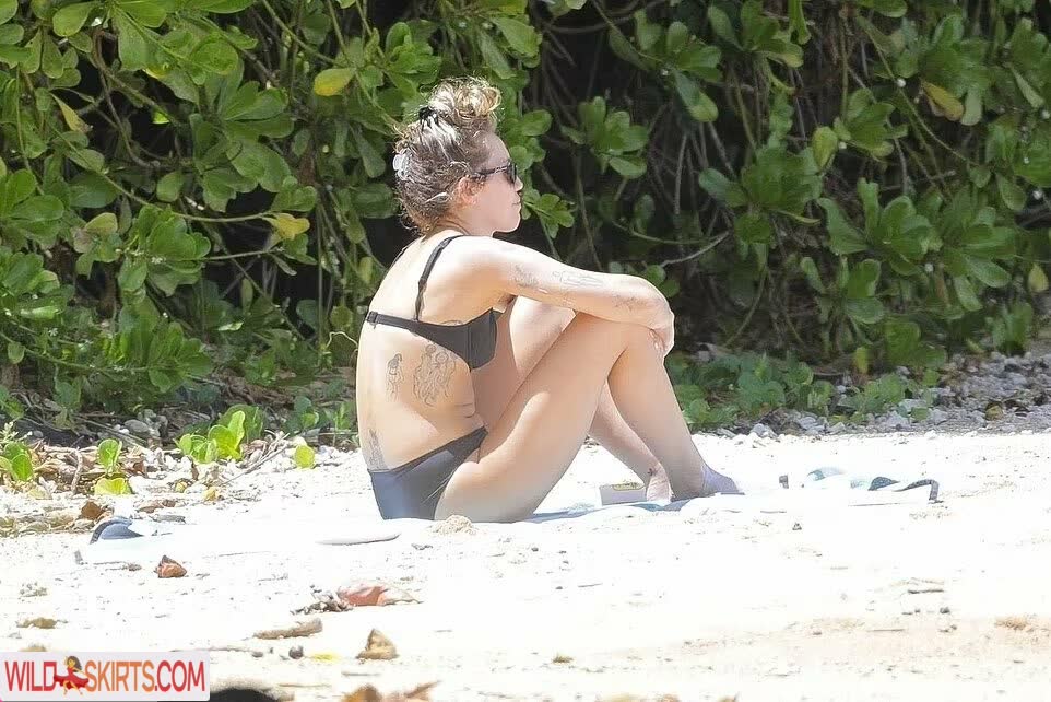 Miley Cyrus / MileyCyrus nude OnlyFans, Instagram leaked photo #21