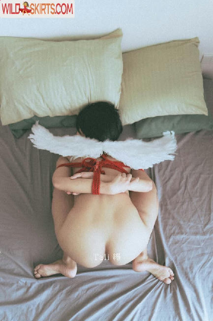 Miruusaki / miruusaki nude Instagram leaked photo #12
