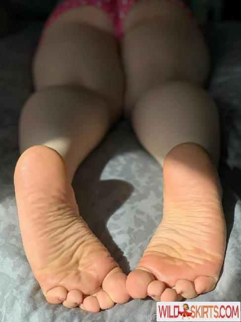 miss_piggy_toes / miss_piggy_toes / misspiggytoesco nude OnlyFans, Instagram leaked photo #35