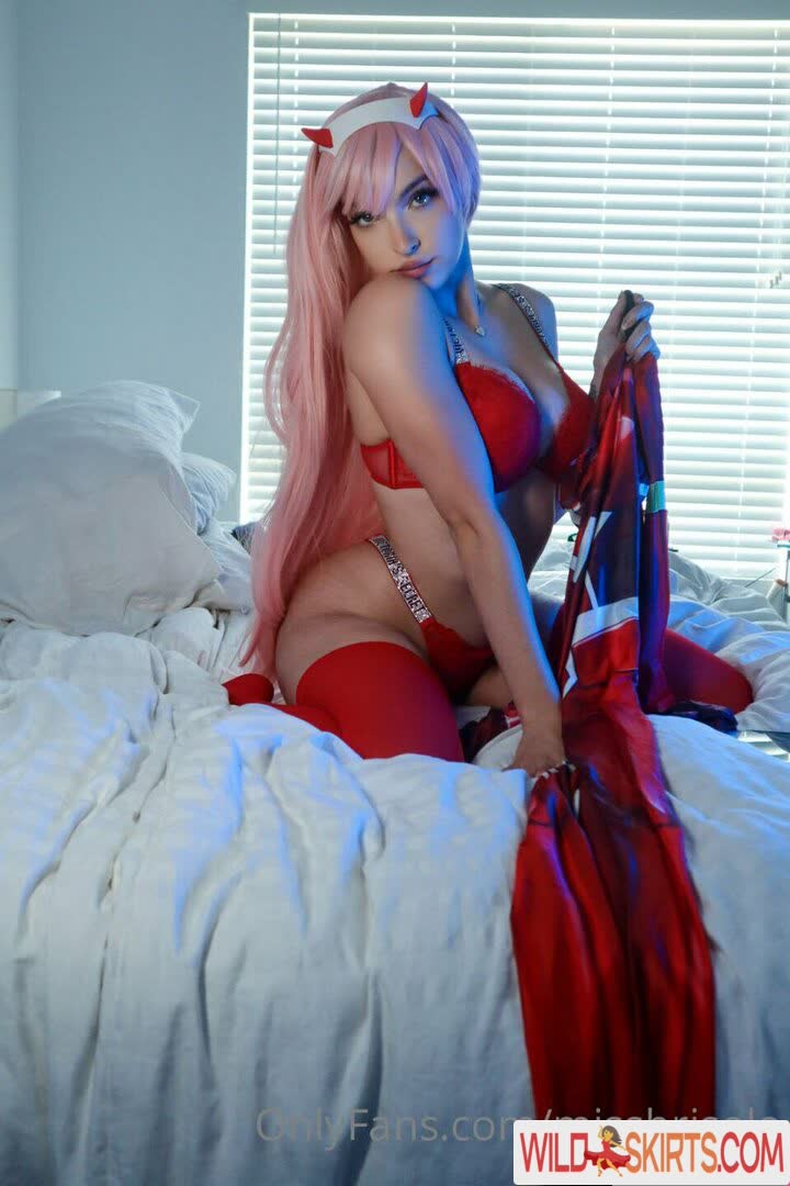 Missbricosplay nude leaked photo #28