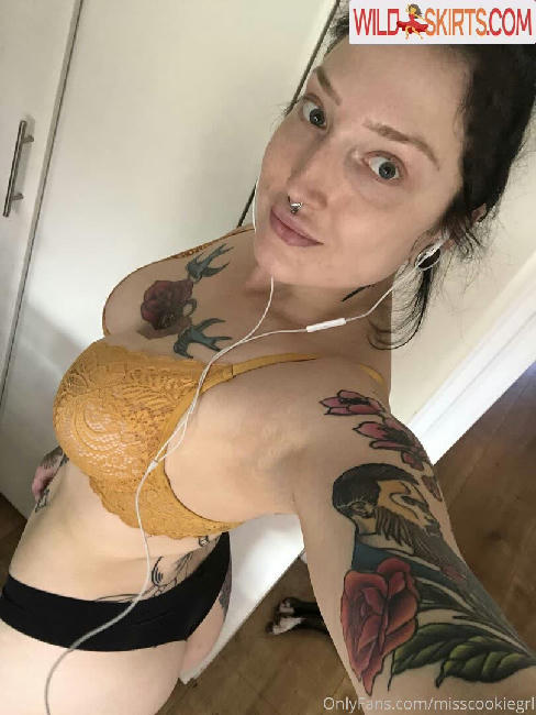 misscookiegrl / misscookiegrl / thecookieswirl nude OnlyFans, Instagram leaked photo #38