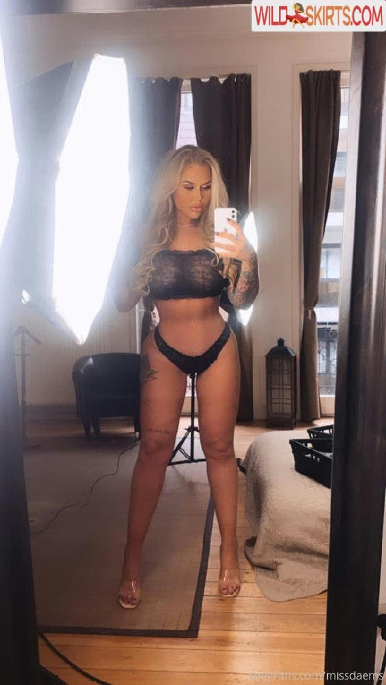 missdaems / yanadaems / yanadaemss nude OnlyFans, Instagram leaked photo #9