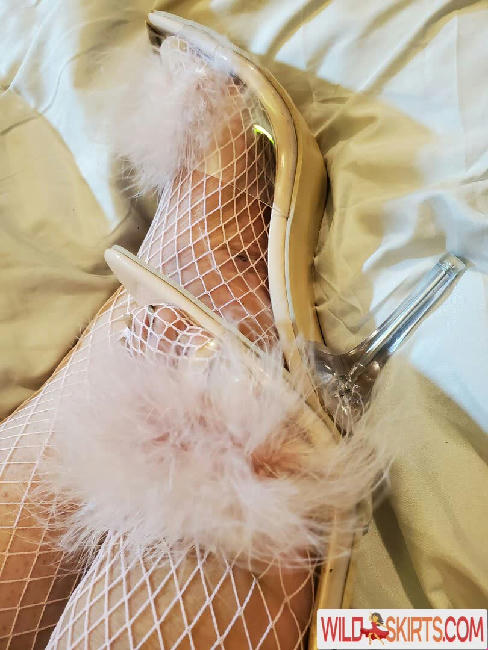 missfeetstink / missfeetstink / missthoastink92 nude OnlyFans, Instagram leaked photo #48