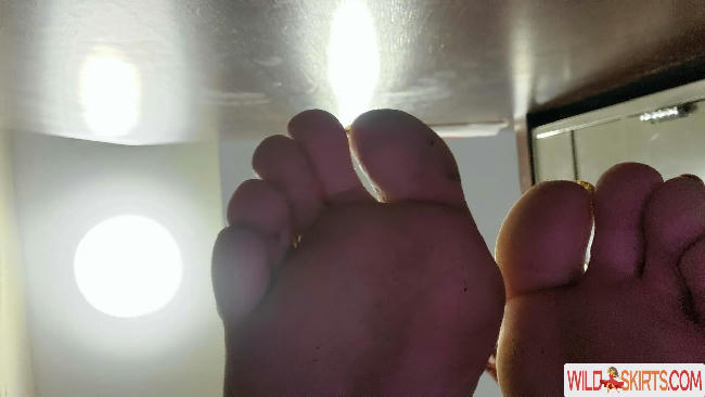 missfeetstink / missfeetstink / missthoastink92 nude OnlyFans, Instagram leaked photo #76