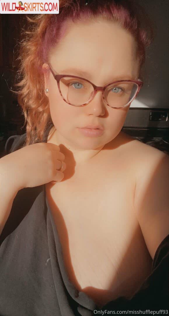 Misshufflepuff93 nude leaked photo #8