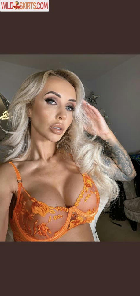 11 hot photos by Missmatheson