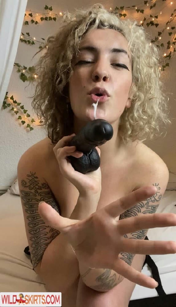 MissyBlue / cornered_blue / developingblue / onlymissyblue nude OnlyFans, Instagram leaked photo #11