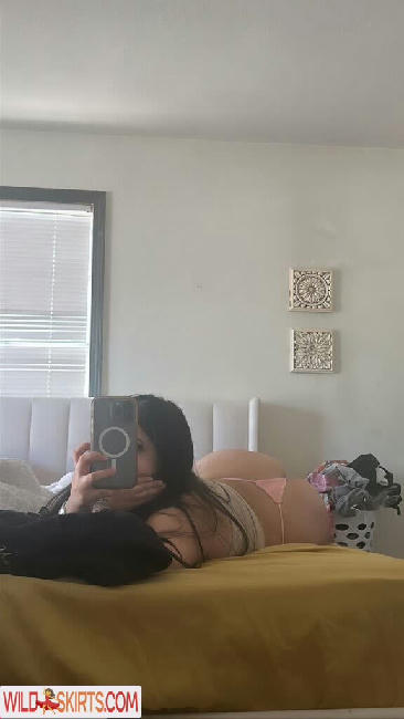 missyrackz / iriisileaa / irisilea / parlayprincesa / yungfreckz nude OnlyFans, Instagram leaked photo #36