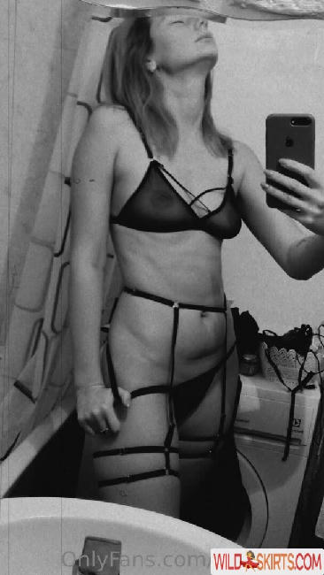 Mistress Lana / lana.sonce / lana.witch / svitlo_temne nude OnlyFans, Instagram leaked photo #2