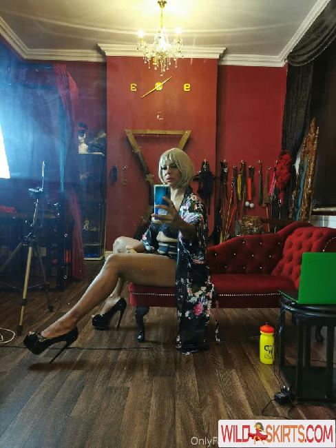 mistresssarahcc / Sarah The Invader / mistresssarahcc / shhhh_thesecretgarden nude OnlyFans, Instagram leaked photo #21