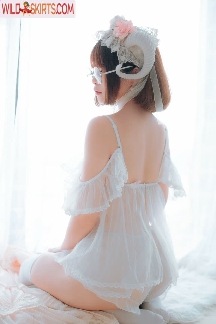 Miu_cosplayer nude leaked photo #76